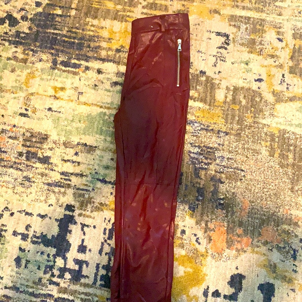 Leather pants stretchy